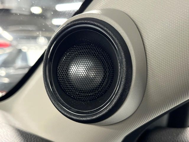 HONDA VEZEL E:HEV 2025 Image 31