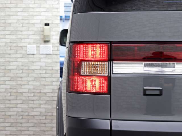 MITSUBISHI DELICA D:5 2WD 2018 Image 31