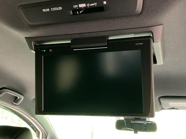 TOYOTA ESQUIRE 2017 Image 31