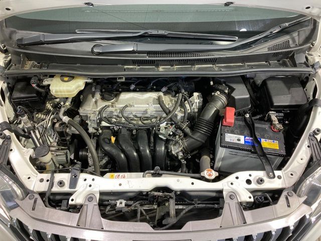 TOYOTA ESQUIRE 2017 Image 31