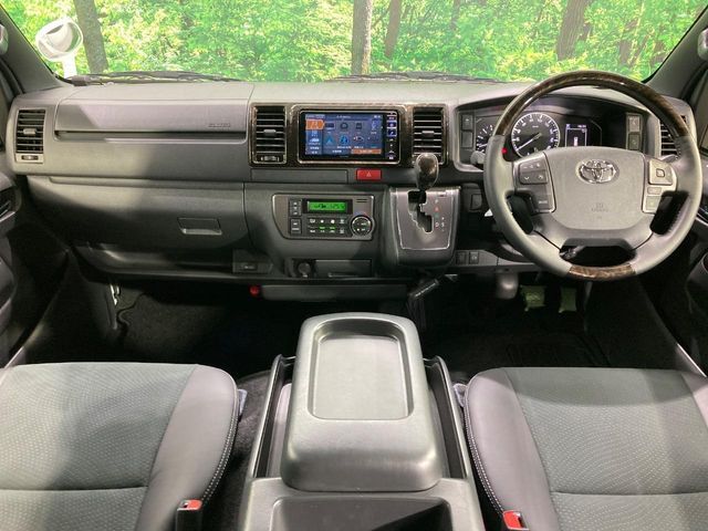 TOYOTA HIACE VAN 2WD 2023 Image 31