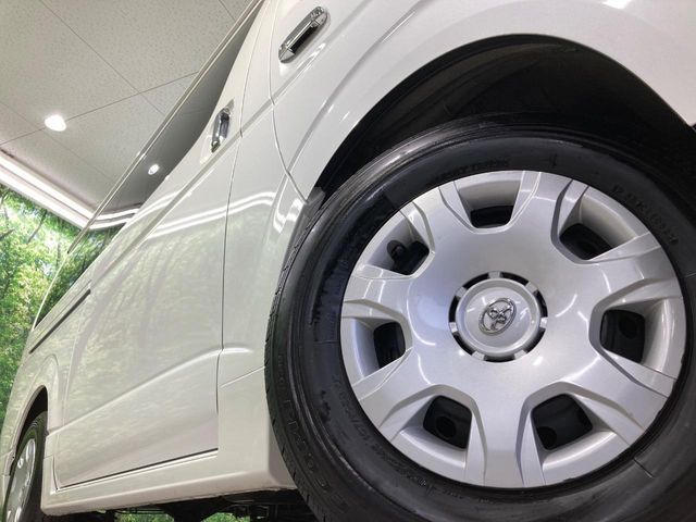 TOYOTA HIACE VAN 2WD 2023 Image 31