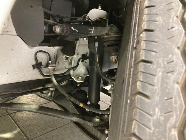 TOYOTA HIACE VAN 2WD 2023 Image 31