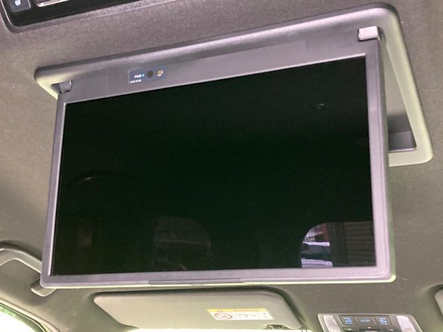 TOYOTA VOXY HYBRID 2024 Image 31