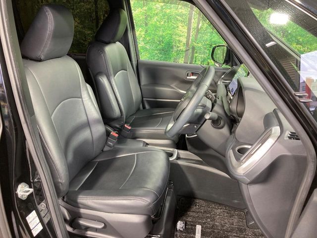 TOYOTA VOXY HYBRID 2024 Image 31