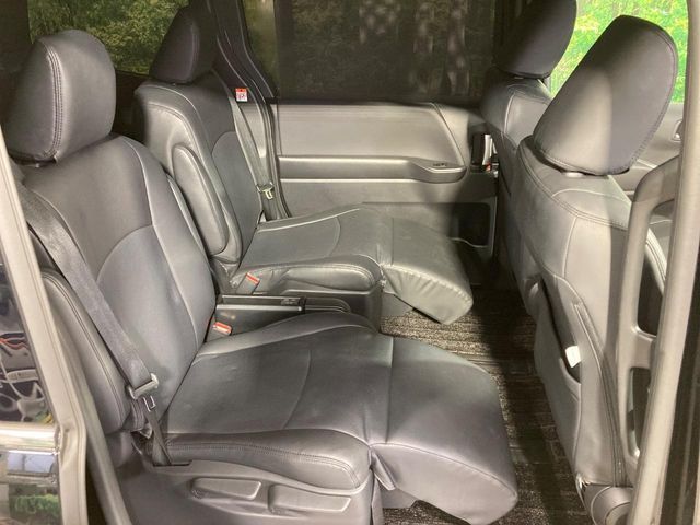 TOYOTA VOXY HYBRID 2024 Image 31