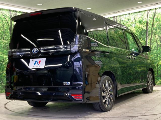 TOYOTA VOXY HYBRID 2024 Image 31