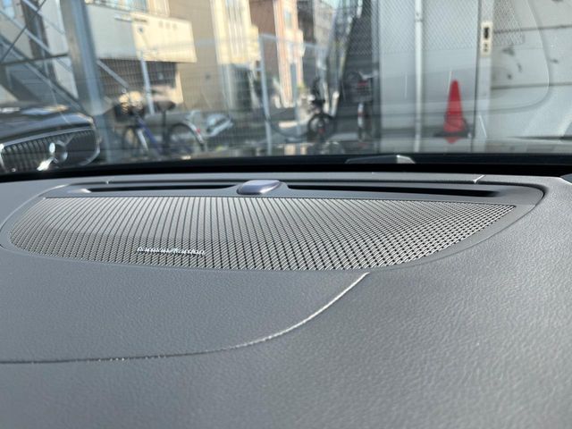 VOLVO V60 2022 Image 31