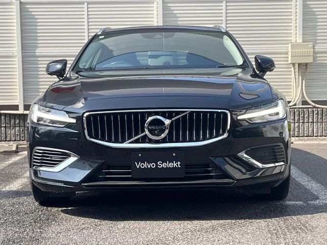 VOLVO V60 2022 Image 31
