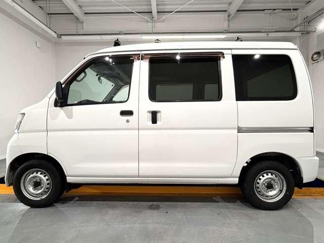 DAIHATSU HIJET CARGO 4WD 2016 Image 31