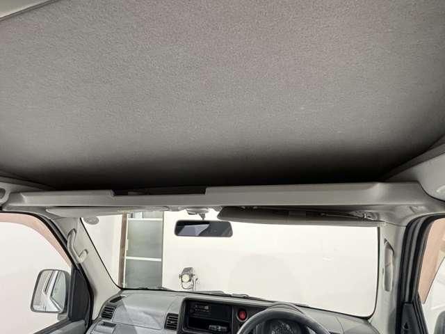 DAIHATSU HIJET CARGO 4WD 2016 Image 31