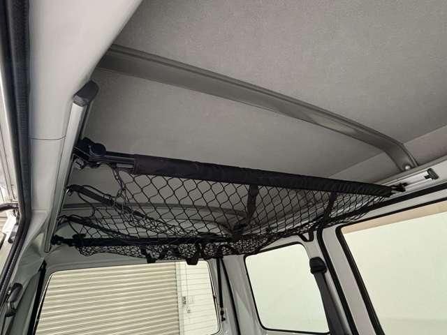 DAIHATSU HIJET CARGO 4WD 2016 Image 31