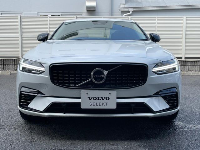 VOLVO S90 2022 Image 31