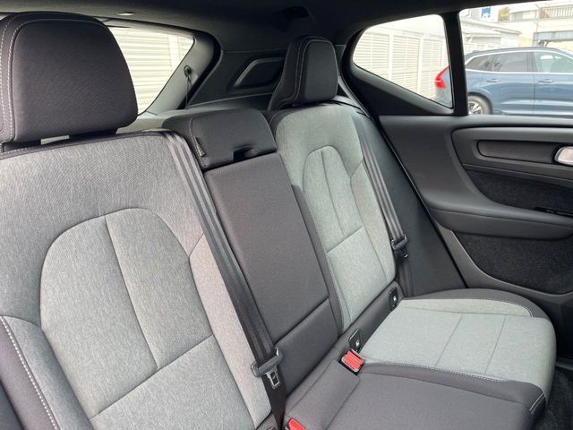 VOLVO XC40 2022 Image 31