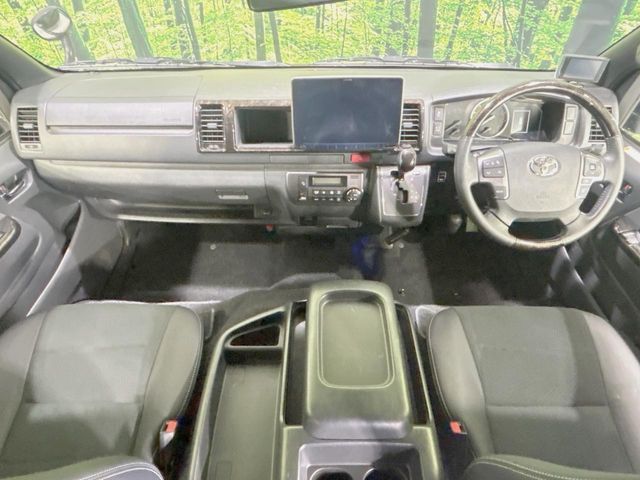 TOYOTA HIACE VAN 2WD 2022 Image 31