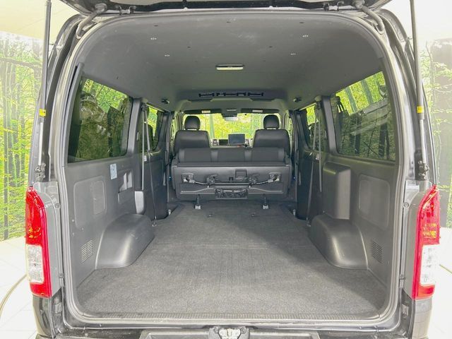 TOYOTA HIACE VAN 2WD 2022 Image 31