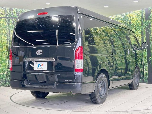 TOYOTA HIACE VAN 2WD 2022 Image 31