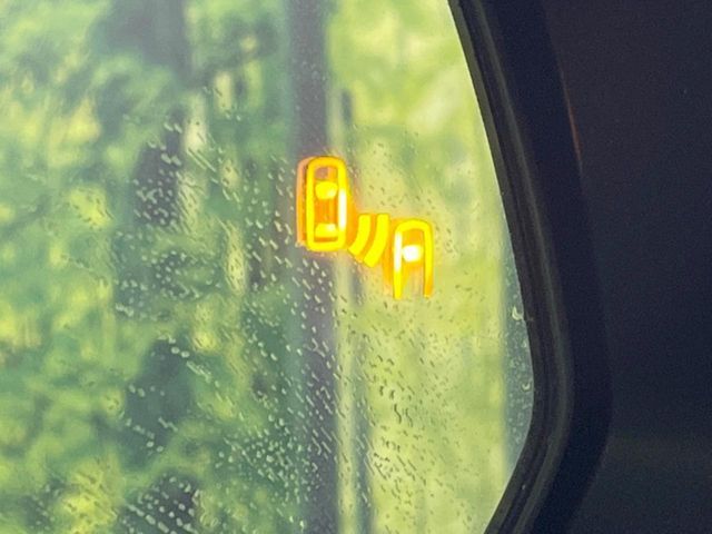 TOYOTA VOXY HYBRID 2023 Image 31