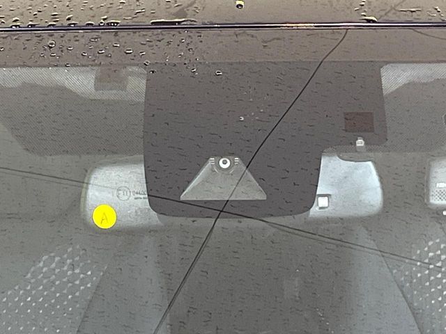 TOYOTA PRIUS 2017 Image 31