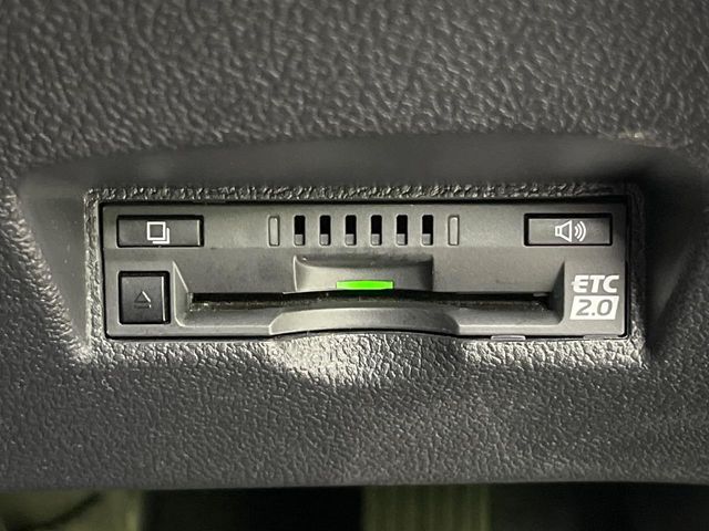 TOYOTA PRIUS 2017 Image 31