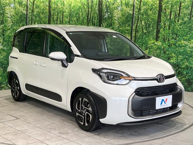 TOYOTA SIENTA HYBRID 2023 Image 31