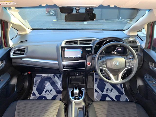 HONDA FIT HYBRID 2018 Image 31