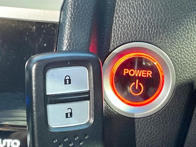 HONDA FIT HYBRID 2018 Image 31