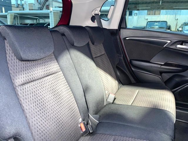 HONDA FIT HYBRID 2018 Image 31