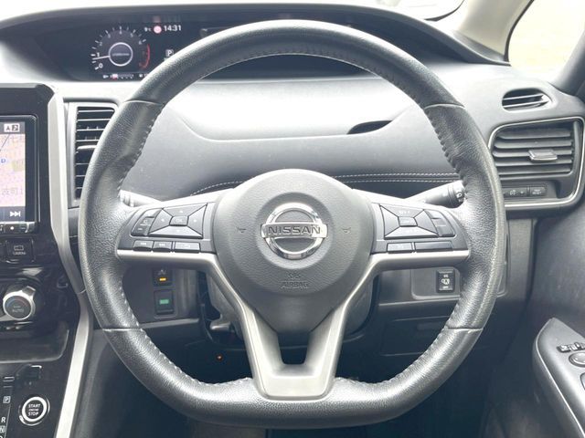 NISSAN SERENA  S-HYBRID 2018 Image 31