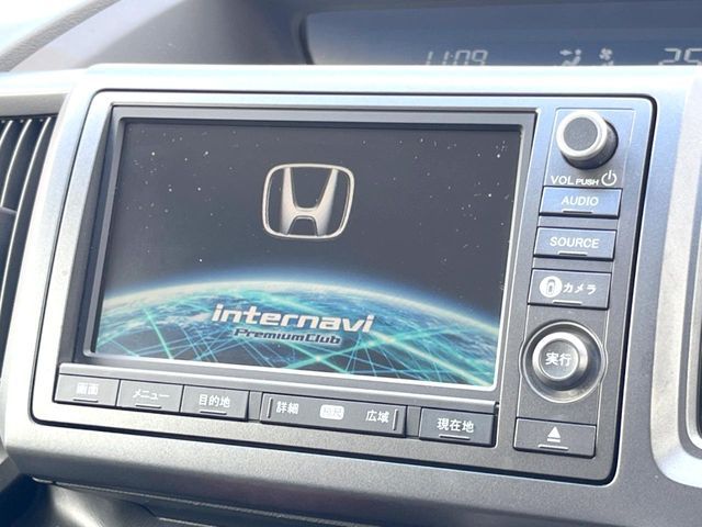 HONDA STEPWAGON SPADA 2010 Image 31