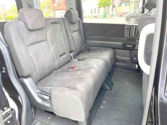 HONDA STEPWAGON SPADA 2010 Image 31