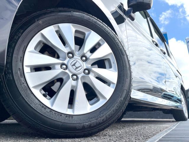 HONDA STEPWAGON SPADA 2010 Image 31