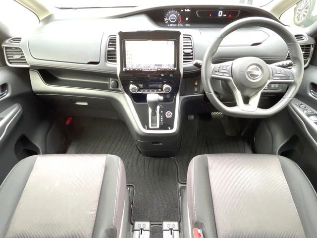 NISSAN SERENA  S-HYBRID 2017 Image 31
