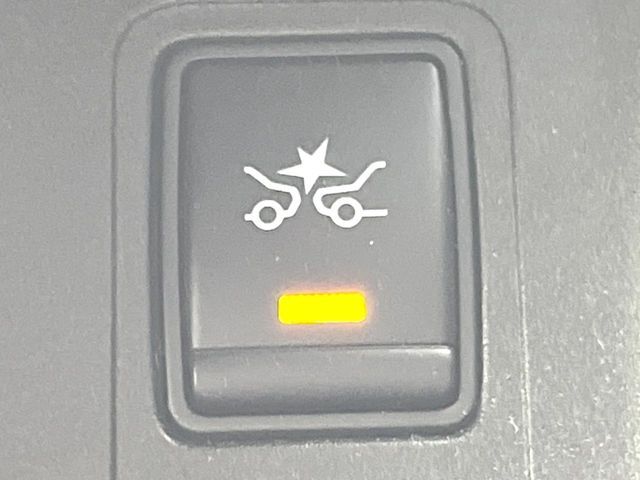 NISSAN SERENA  S-HYBRID 2017 Image 31