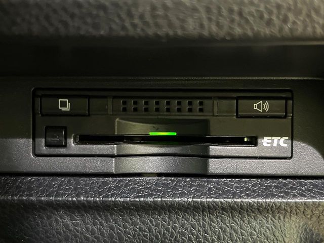 TOYOTA NOAH 4WD 2015 Image 31