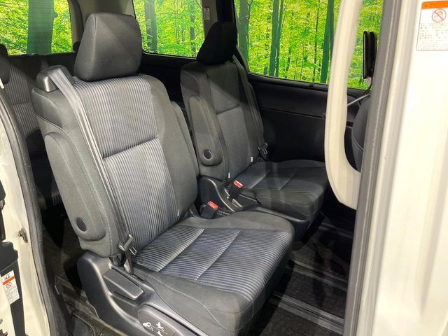 TOYOTA NOAH 4WD 2015 Image 31