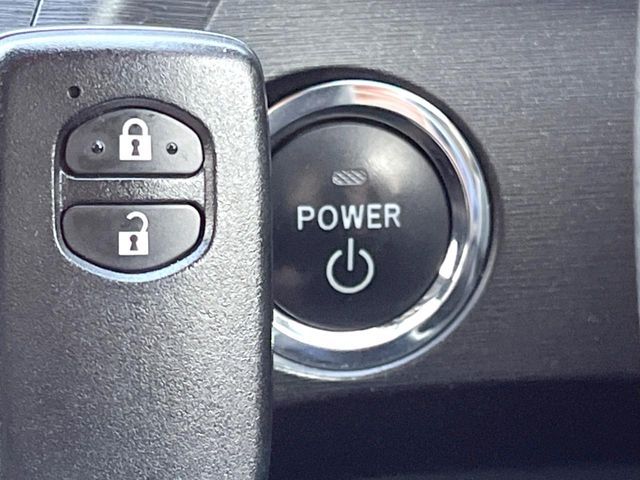 TOYOTA PRIUS 2011 Image 31