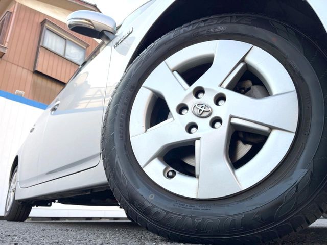 TOYOTA PRIUS 2011 Image 31