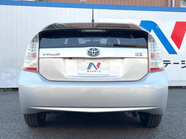 TOYOTA PRIUS 2011 Image 31