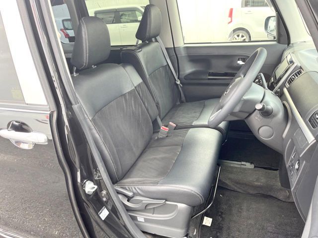 DAIHATSU TANTO CUSTOM 2015 Image 31