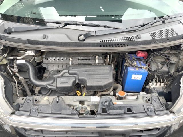 DAIHATSU TANTO CUSTOM 2015 Image 31