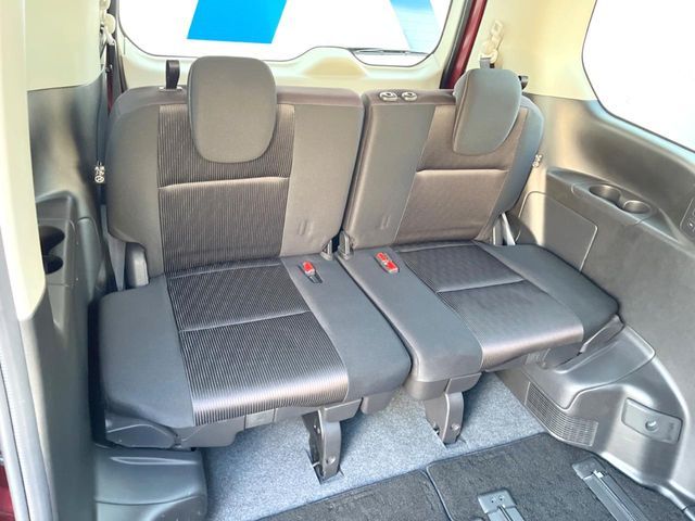 NISSAN SERENA  S-HYBRID 2017 Image 31