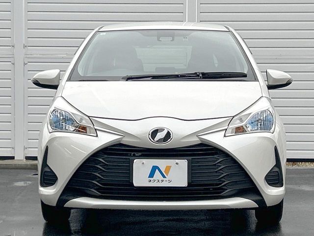 TOYOTA VITZ 2017 Image 31
