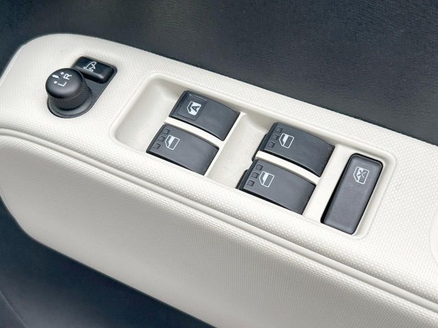 DAIHATSU MIRA COCOA 2013 Image 31