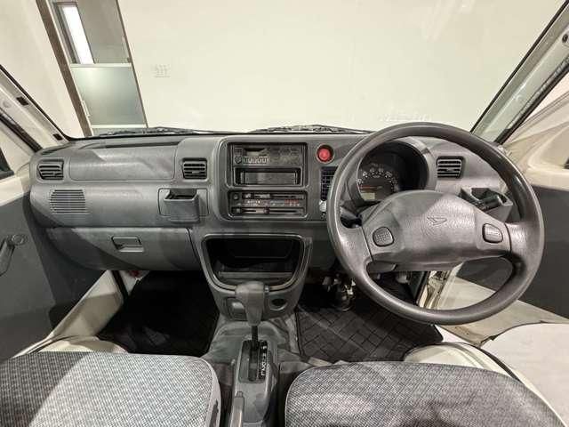 DAIHATSU HIJET TRUCK 4WD 2010 Image 31