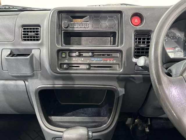 DAIHATSU HIJET TRUCK 4WD 2010 Image 31