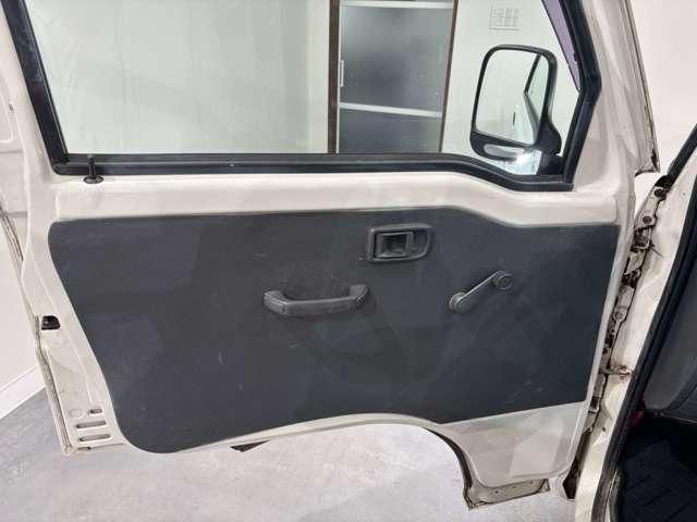 DAIHATSU HIJET TRUCK 4WD 2010 Image 31