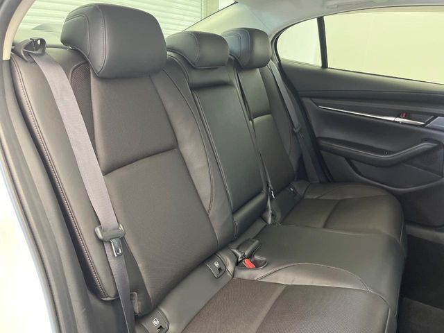 MAZDA 3 SEDAN 2019 Image 31