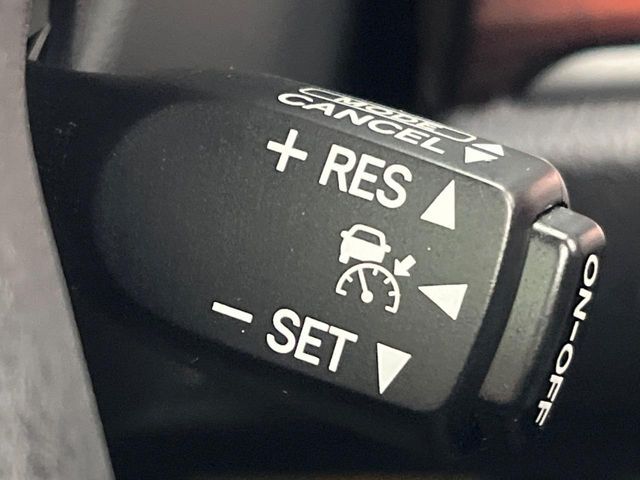 TOYOTA CROWN MAJESTA HYBRID 2014 Image 31