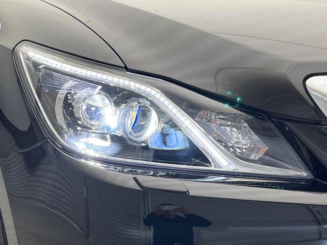 TOYOTA CROWN MAJESTA HYBRID 2014 Image 31